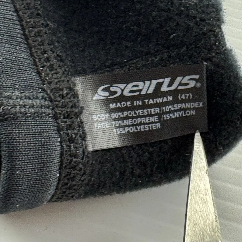 Seirus Junior One Size Balaclava Ski Mask Fleece Thermal Cold Weather Black